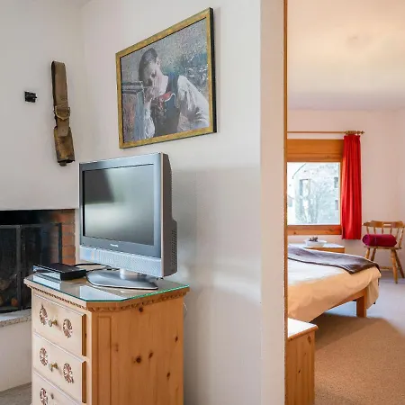 Daire Chesa Pra D'sura 217-10 By Interhome Maloja